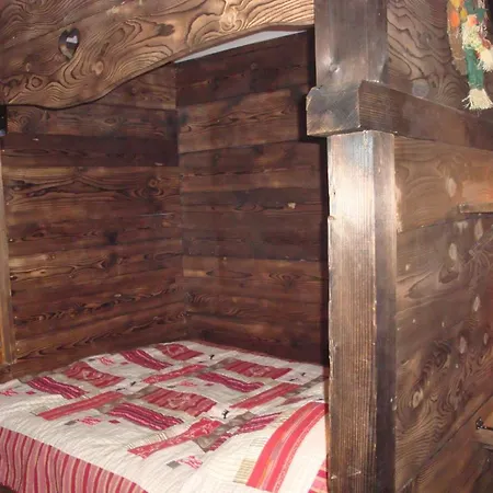 D'hotes De La Source *