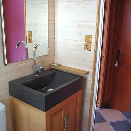 Bed & Breakfast D'hotes De La Source 3*