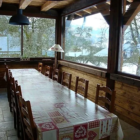 钱布莱斯德霍茨德拉索斯小木屋酒店 住宿加早餐酒店